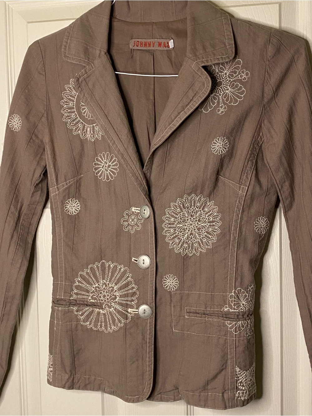 Johnny Was Taupe Floral-Embroidered Tailored Blazer